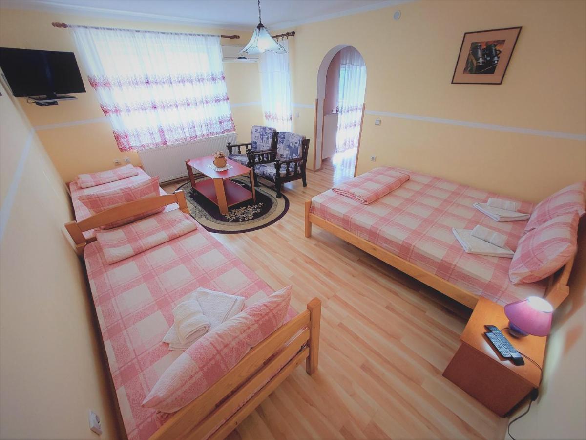 Apartments Nikolic Soko Banja Esterno foto