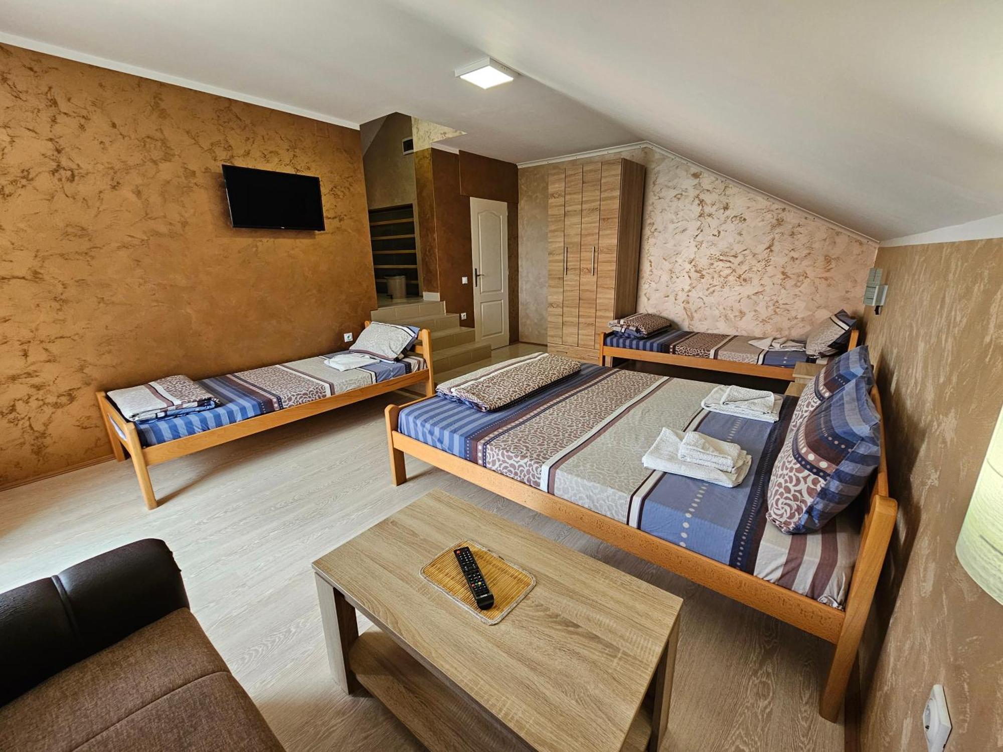 Apartments Nikolic Soko Banja Esterno foto